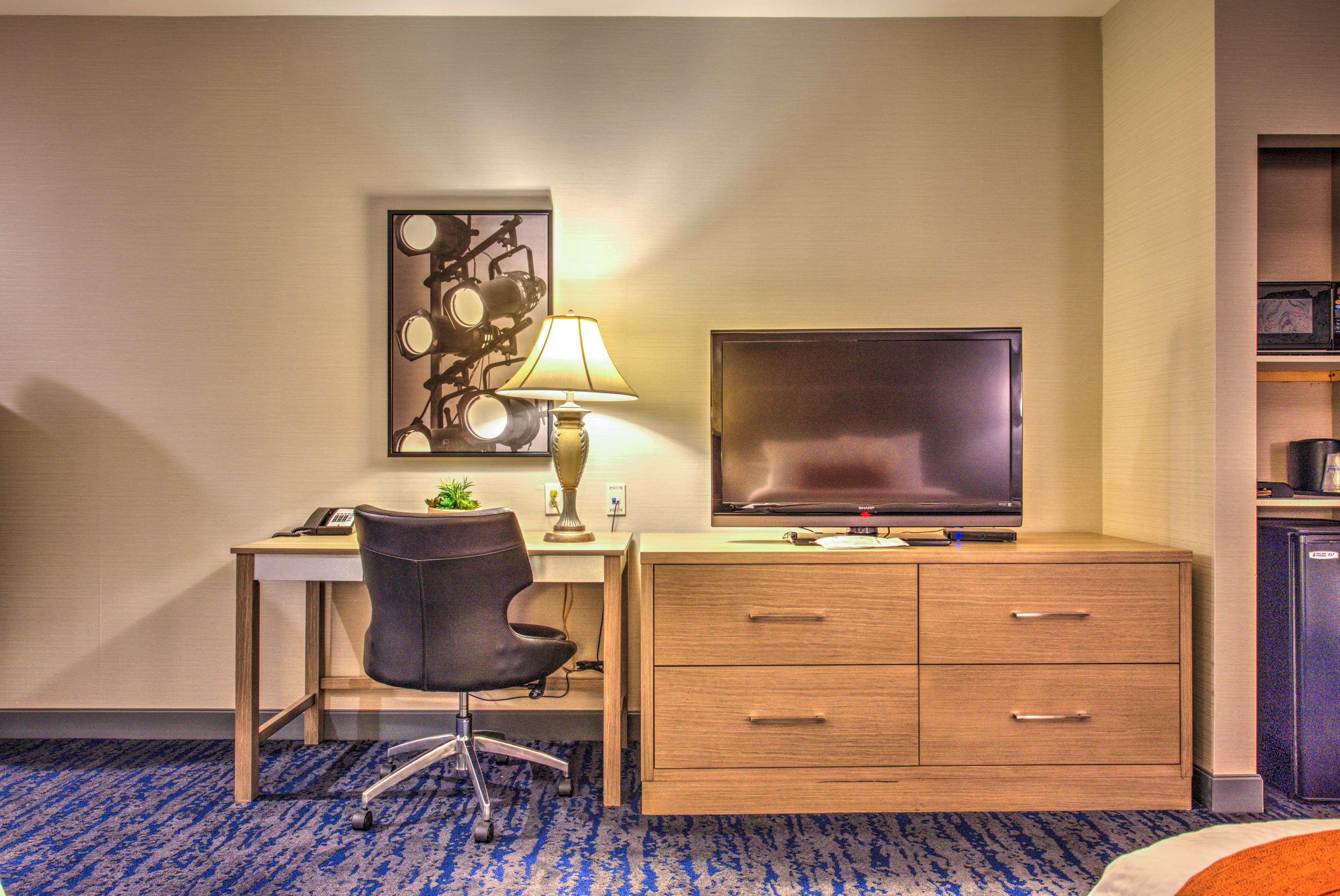 Best Western Plus Media Center Inn & Suites Burbank Luaran gambar